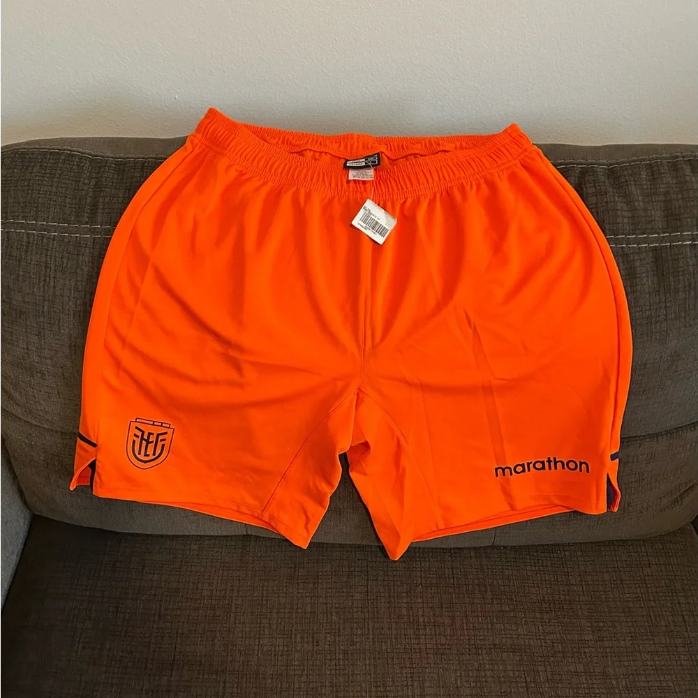 Marathon Authentic Ecuador National Team Training Orange Shorts Men’s Sz: L - Picture 1 of 6